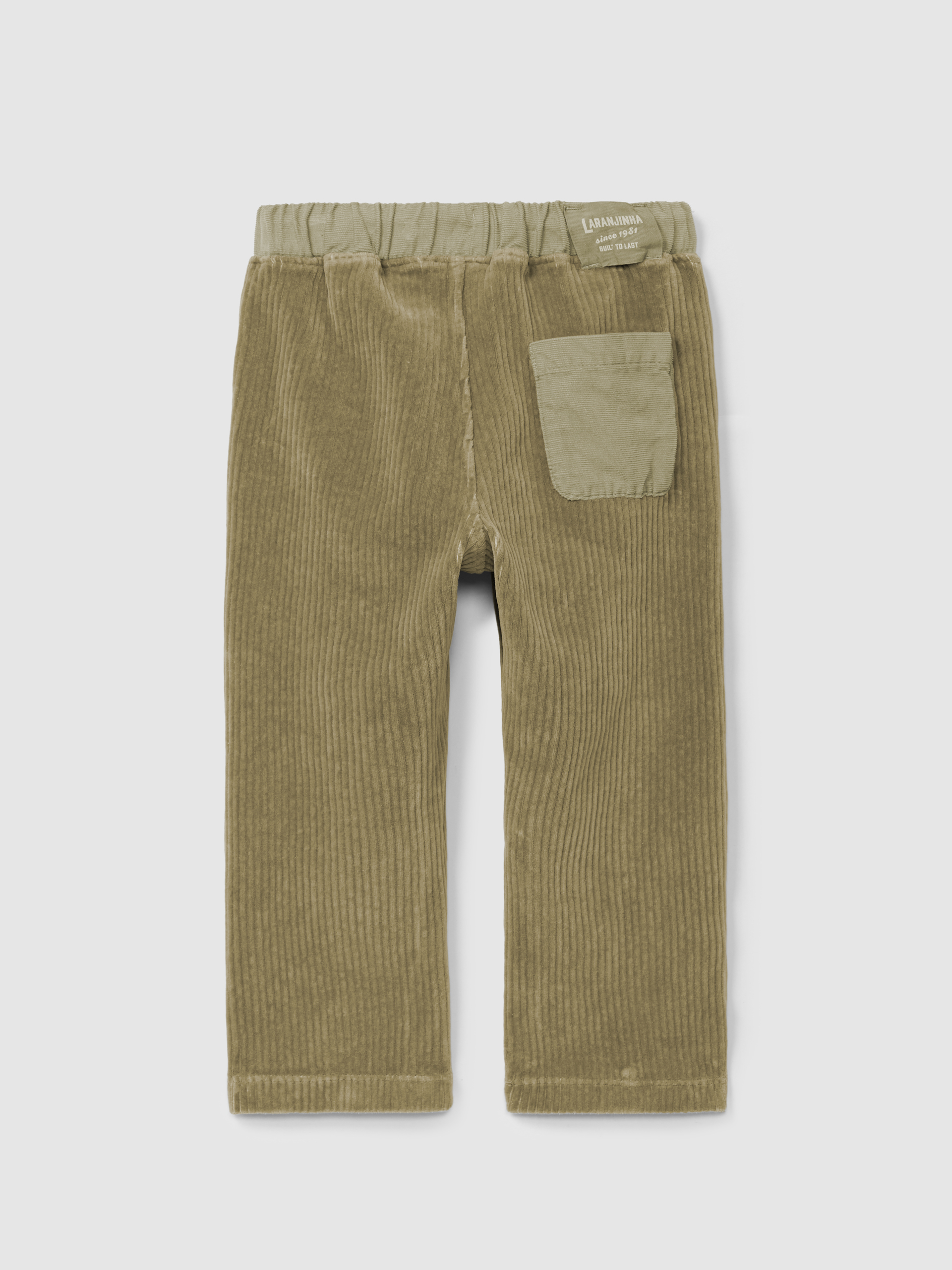 Pants in corduroy-type fabric with three pockets