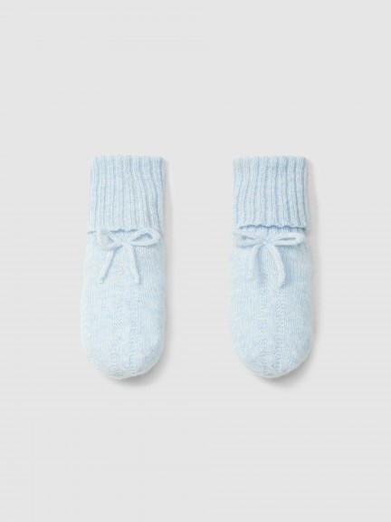 Knitted booties with cable-knit detail Knitted booties with cable-knit detail