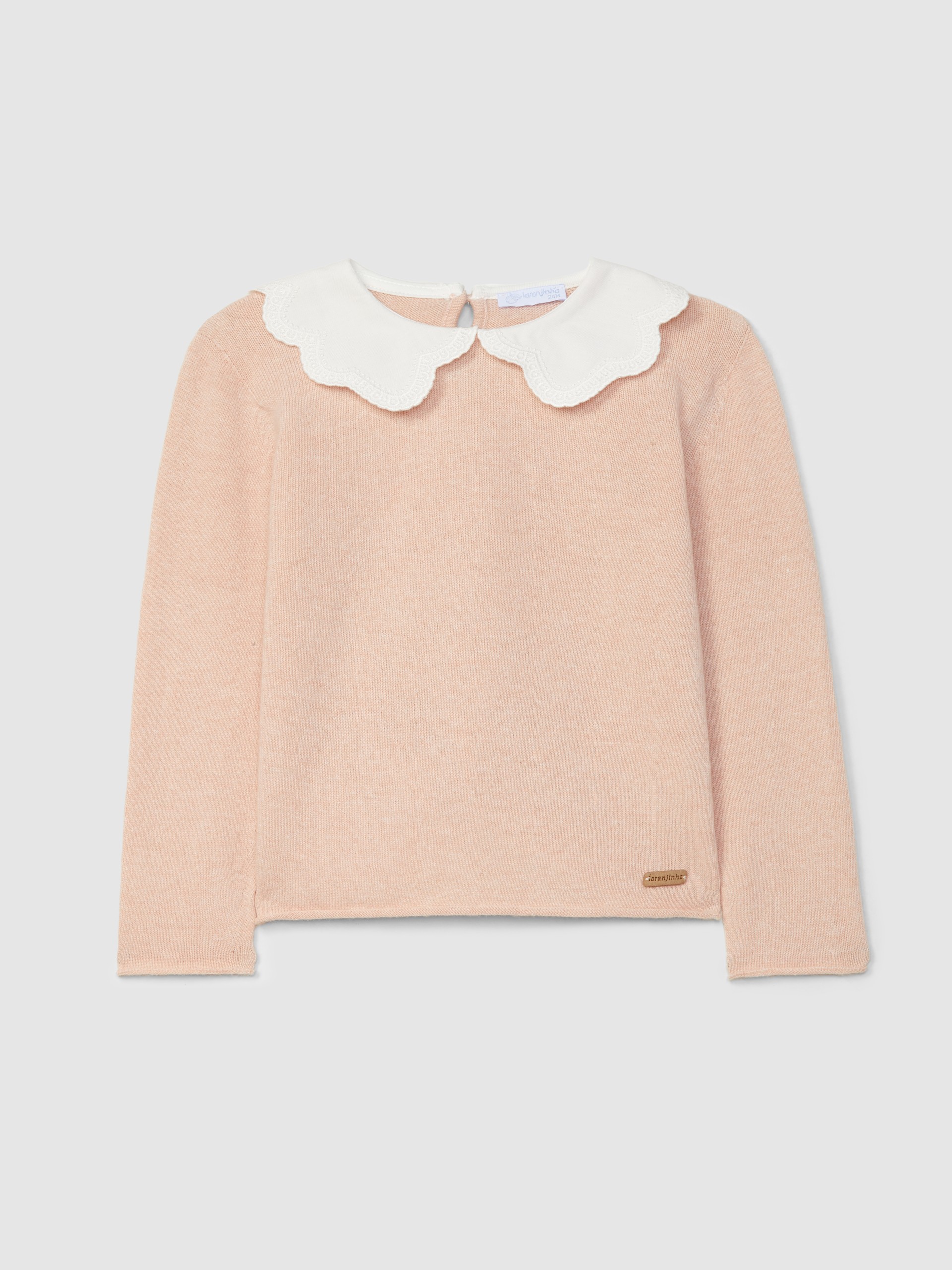 Camisa tricotada con cuello bordado