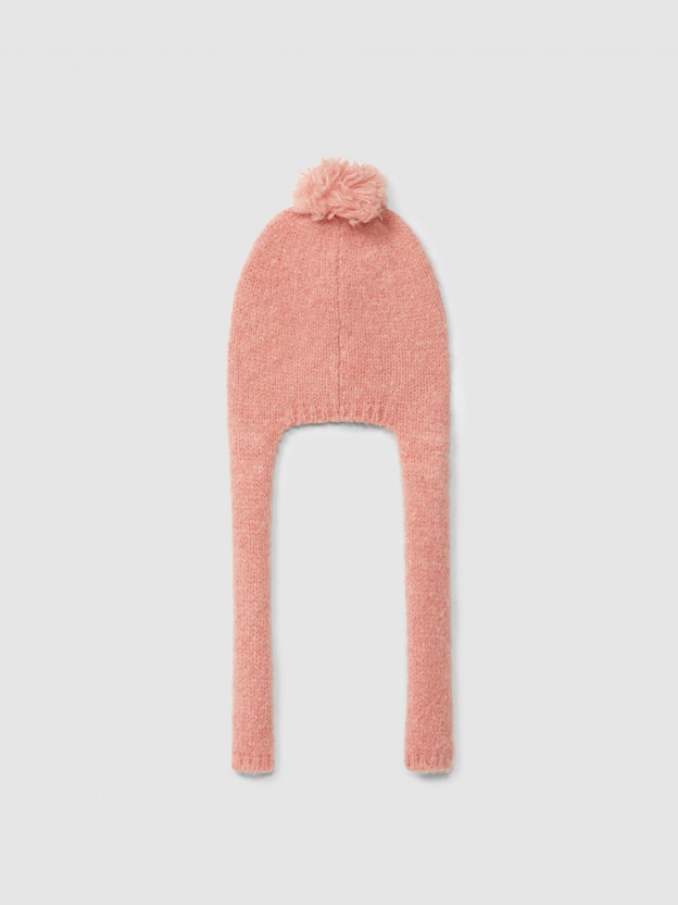 Knitted beanie with pom-pom and ribbons Knitted beanie with pom-pom and ribbons