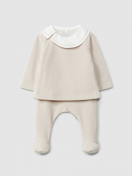 Ensemble compos� de deux pi�ces en velours cannel� avec col en tissu