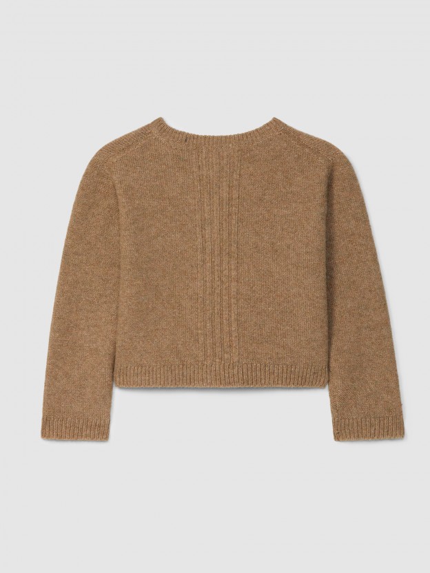 Knitted cardigan crew neck with embossed stripes Knitted cardigan crew neck with embossed stripes