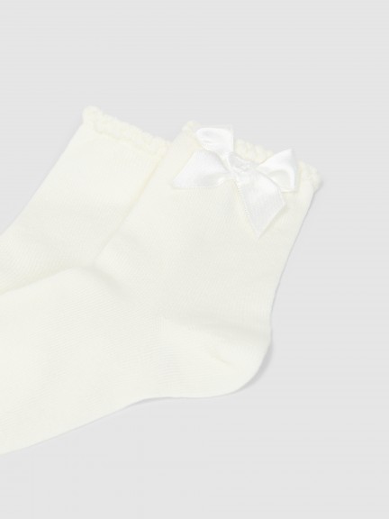Short socks with grossgrain side bow Cóndor Short socks with grossgrain side bow Cóndor