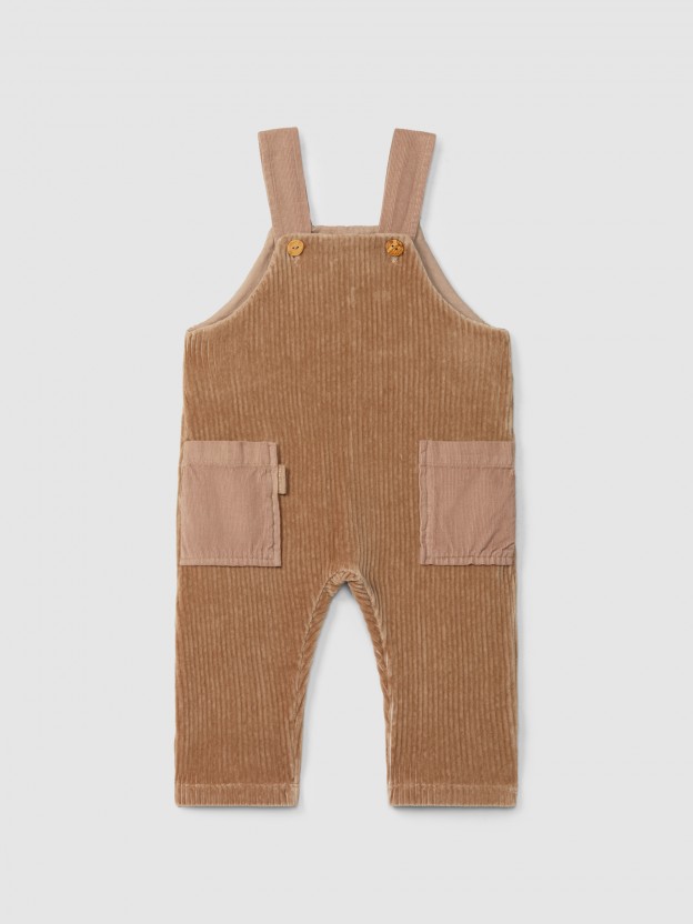 Dungarees in corduroy-type fabric with pockets Dungarees in corduroy-type fabric with pockets