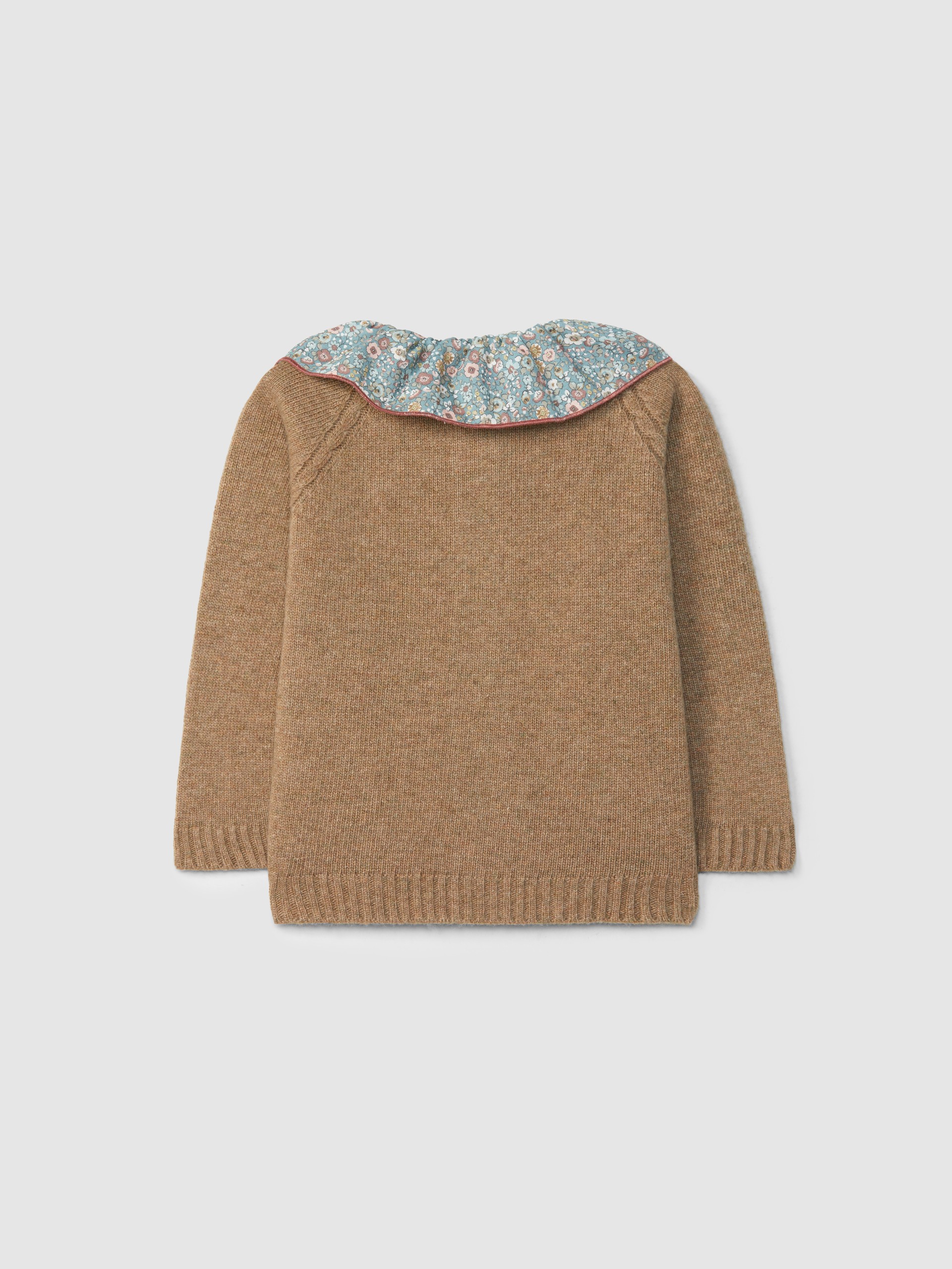 Abrigo tricotado con cuello estampado
