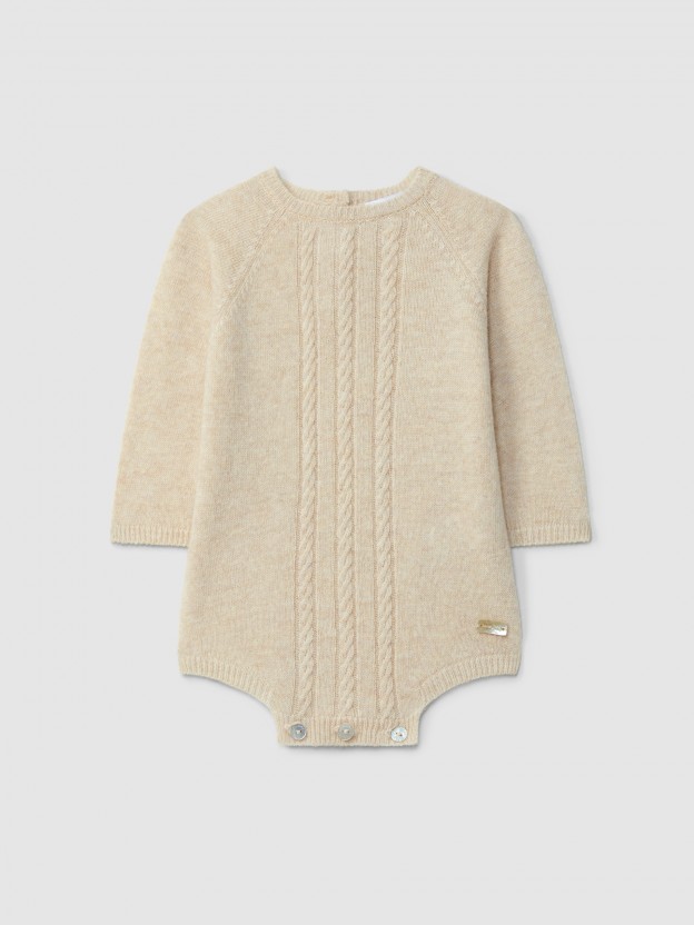 Shortie knitted in wool with cable-knit Shortie knitted in wool with cable-knit