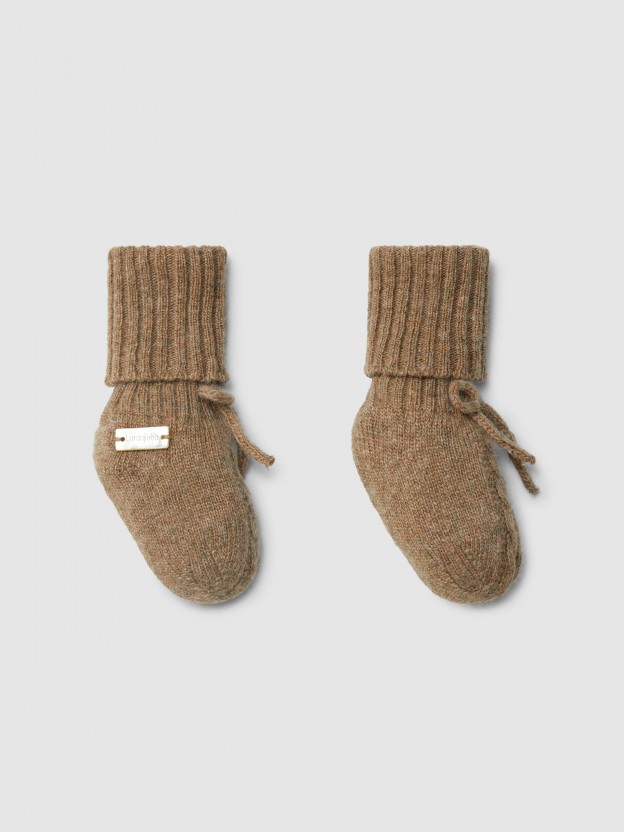 Knitted booties with cable-knit detail Knitted booties with cable-knit detail