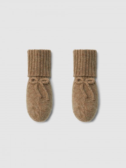 Knitted booties with cable-knit detail Knitted booties with cable-knit detail